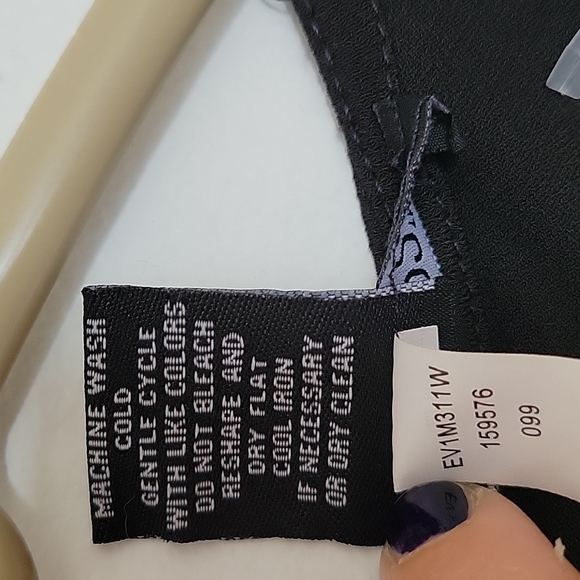 Gramercy 22 Keyhole Back Tie Fron Top - Picture 4 of 7